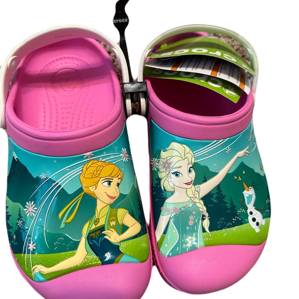 NEW Crocs size J3
